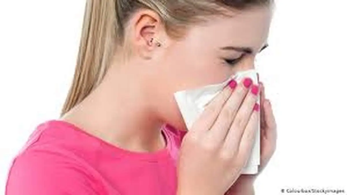 به محض قرار گرفتن در نور آفتاب عطسه می‌کنید؟ بخوانید

