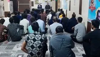 لحظه تاریخی اعلام آزادی ۵۰ هزار زندانی از سوی رهبر انقلاب + فیلم