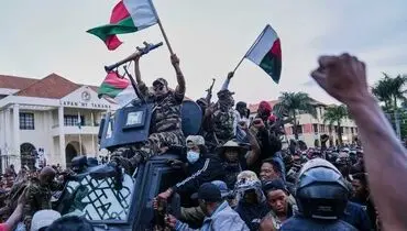 ارتش ماداگاسکار پس از استیضاح رئیس‌جمهور قدرت را در دست گرفت