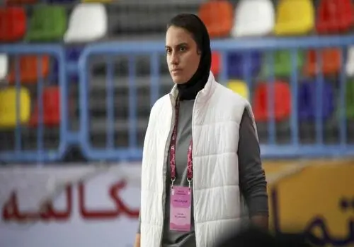 جواد خیابانی: آقای قلعه‌نویی عذرخواهی کن!

