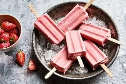 بستنی یخی خوشمزه با این مواد ساده 