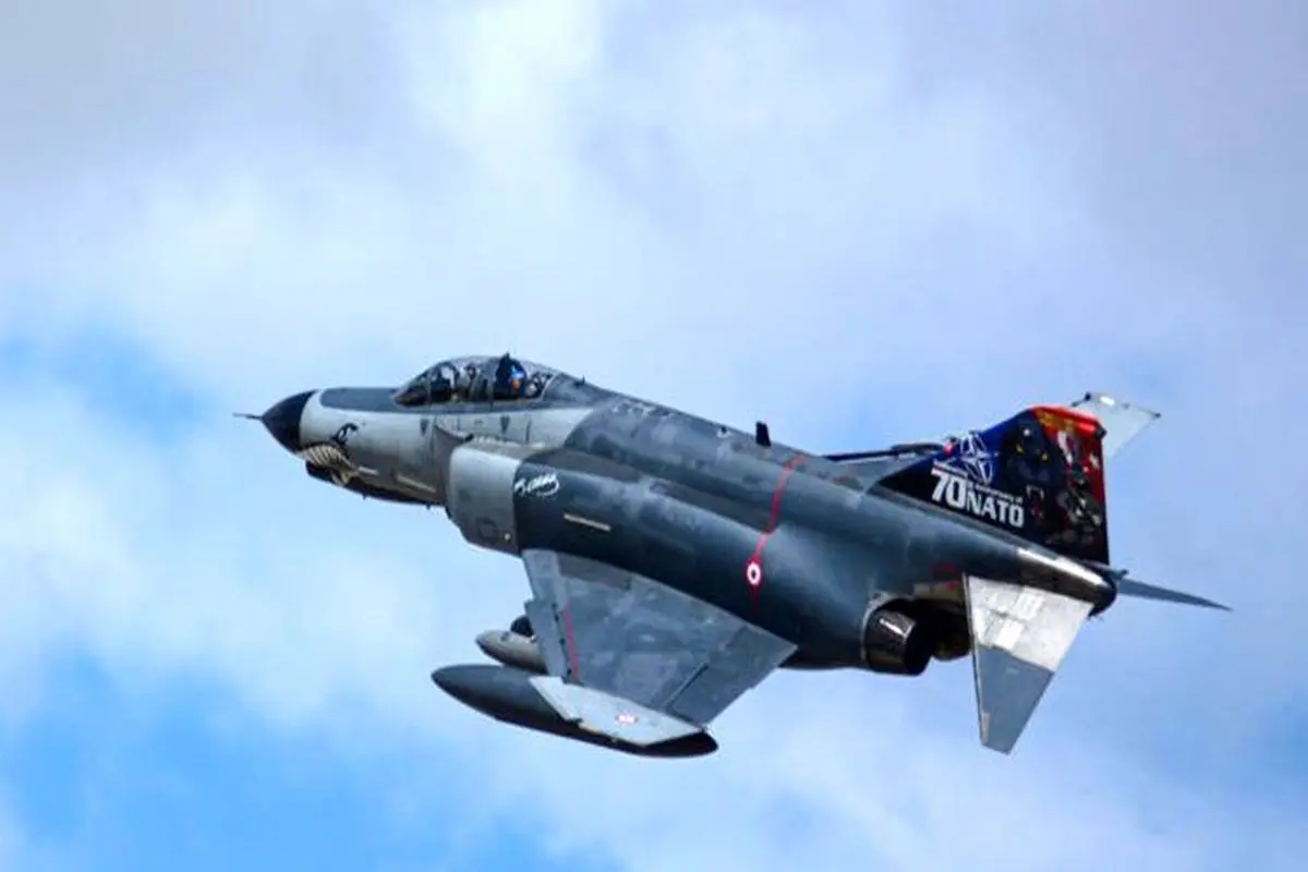 پرواز جنگنده های ترکیه در ارتفاعی رعب آور!+فیلم