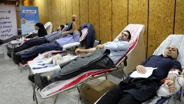 مشارکت گسترده کارکنان بانک رفاه کارگران در امر انسان‌دوستانه اهدای خون