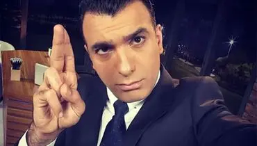 لحظه جنجالی اخراج سینا ولی الله از شبکه MBC Persia/مجری «چندشنبه با سینا» وسایلش را جمع کرد/ویدیو 