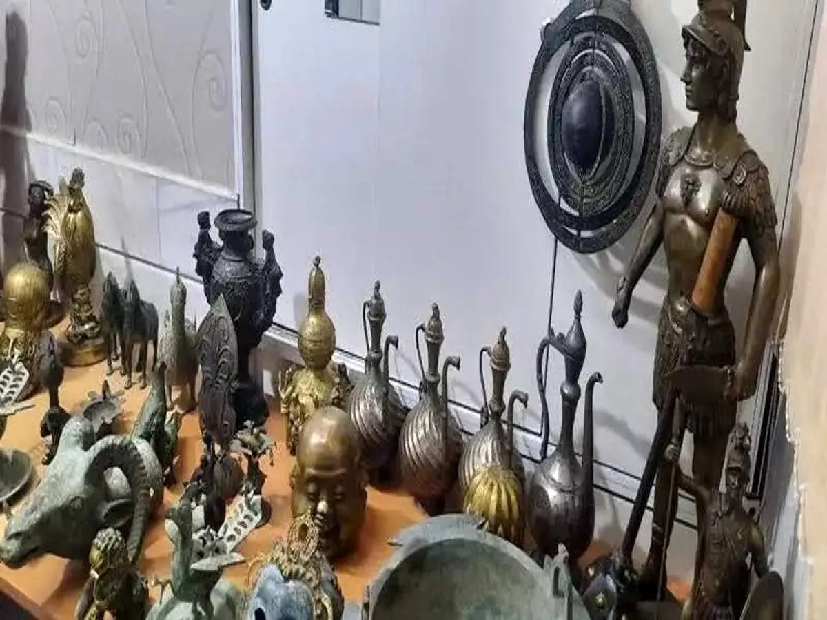 از سه تبعه خارجی در مشهد، ۵۶ اثر تاریخی و عتیقه کشف شد!+عکس
