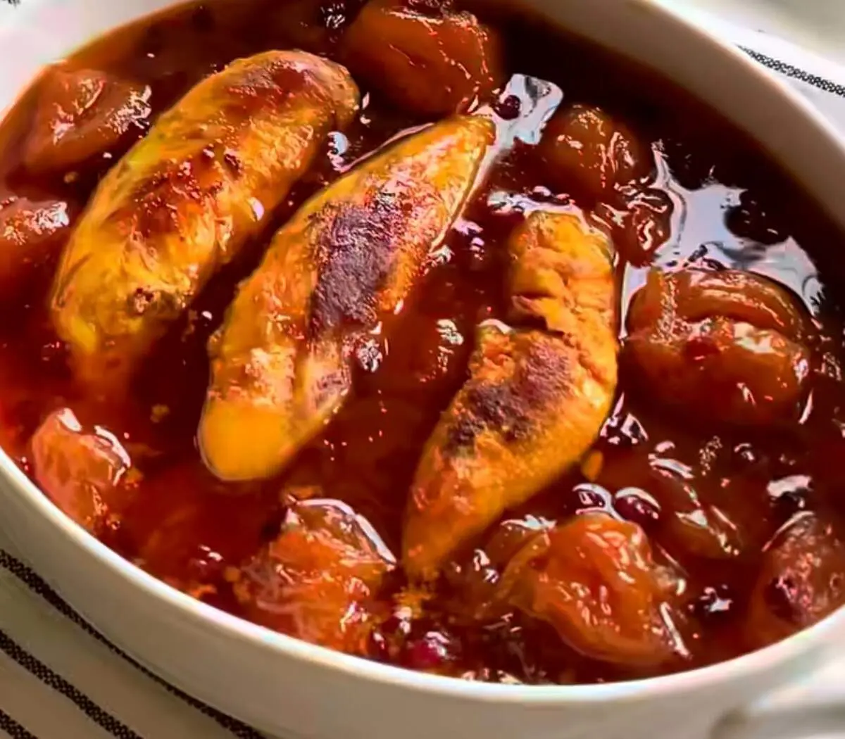 ناهارت با من: خورش آلو بدون لپه؛ یک راهنمای سریع برای یک غذای عالی!