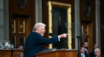 مواضع ضد و نقیض دونالد ترامپ رئیس جمهور آمریکا در شبکه CNN خبرسازشد+فیلم