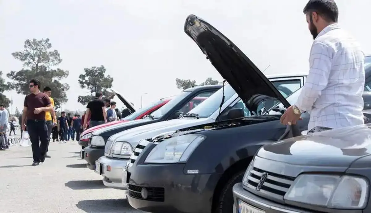 بازار خودرو به کما رفت