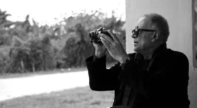 آسیب به خانه عباس کیارستمی در حمله به تهران