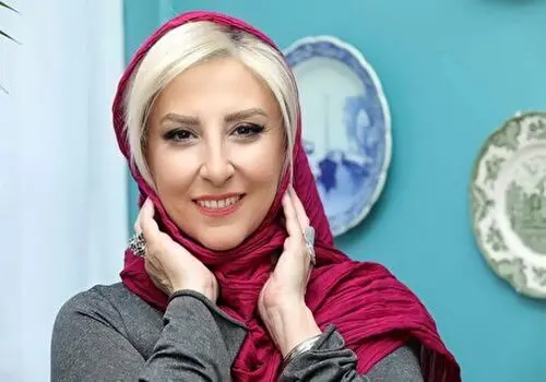 تیپ تابستانی «مرجانه گلچین» در مکانی خاص+ عکس