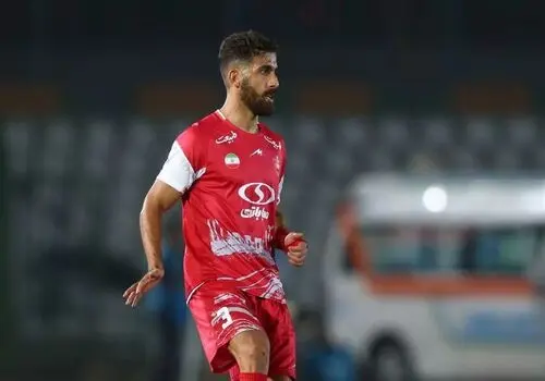 پیام عاشقانه همسر ستاره پرسپولیس با لباس پرسپولیس (عکس)