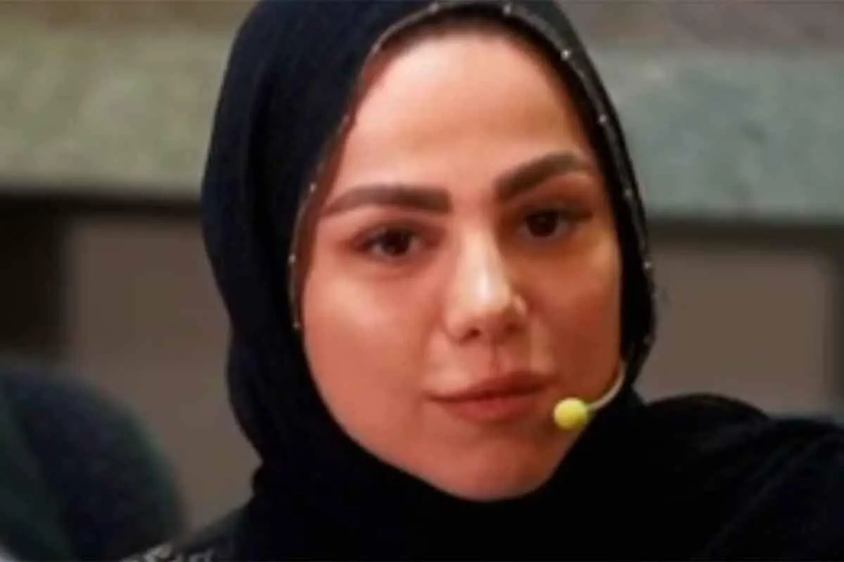 کنایه مجری زن به سلبریتی‌ها