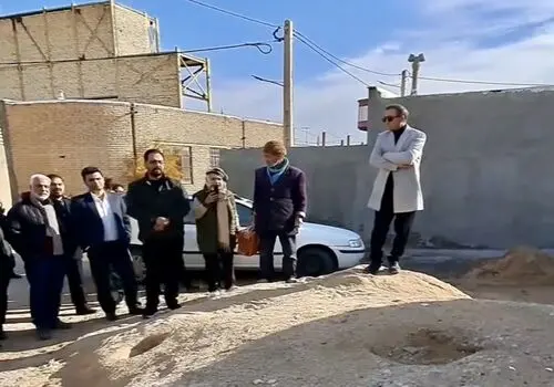 داستان باورنکردنی سنگی که نگهدارنده درب خانه بود+ عکس