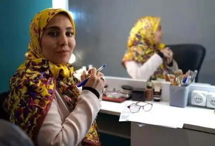 ژیلا صادقی به آزیتا ترکاشوند دلداری داد