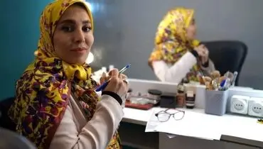 ژیلا صادقی به آزیتا ترکاشوند دلداری داد