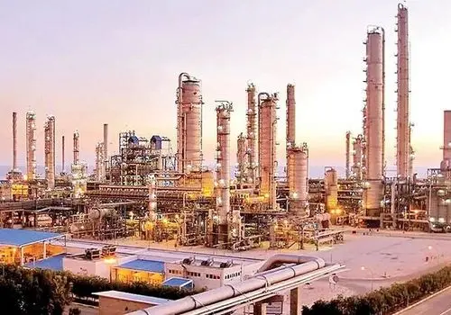  حمله هوایی به منطقه ویژه پتروشیمی ماهشهر 