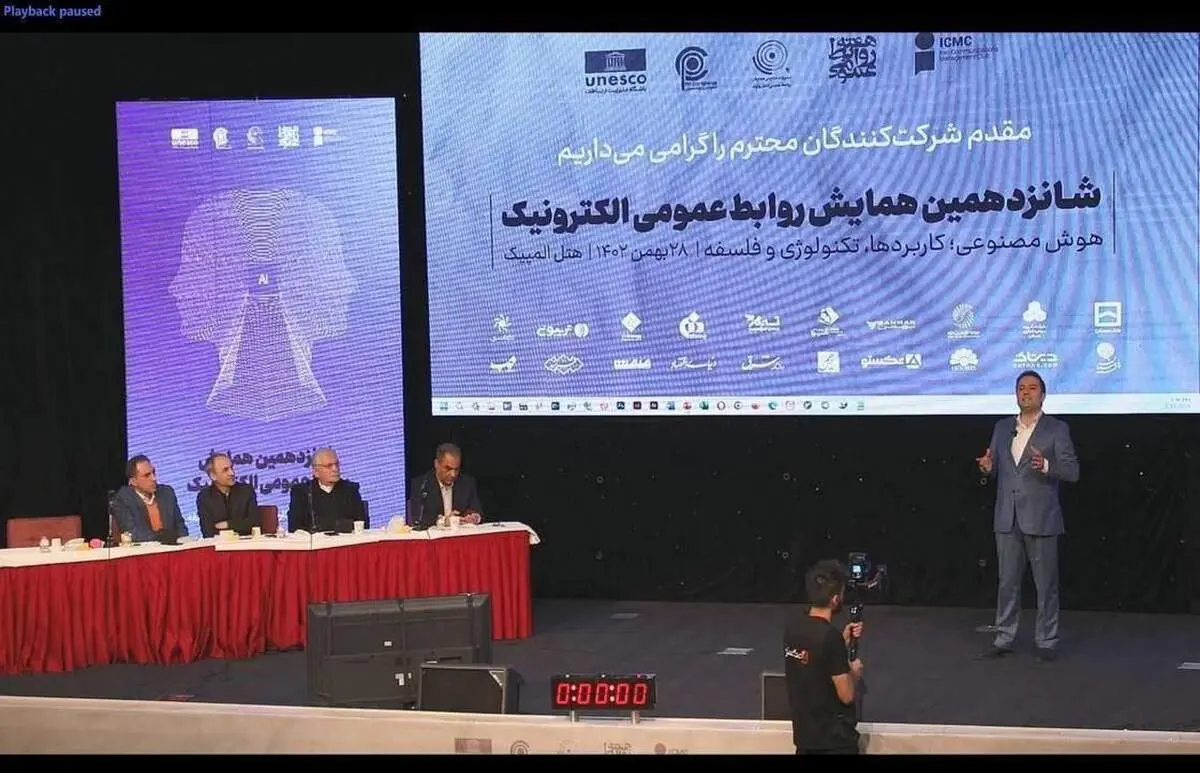 دنیا با عبور از کهکشان گوتنبرگی در حال ورود به کهکشان الگوریتم ها است