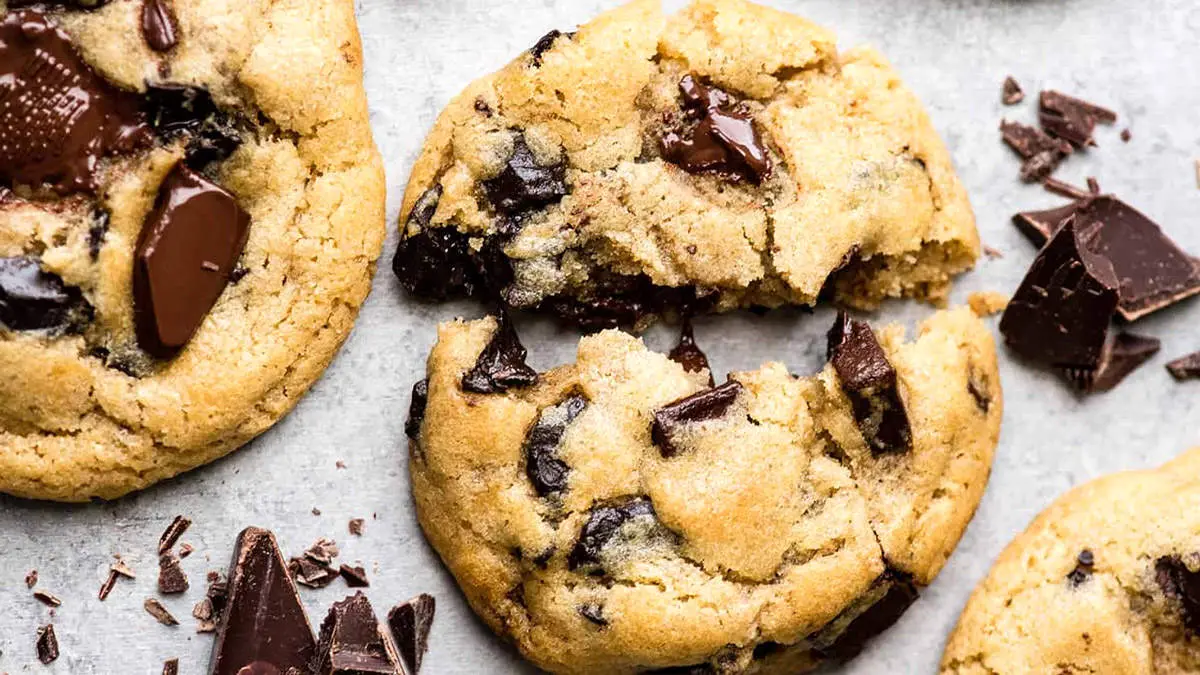 «طرز تهیه کوکی شکلاتی مجلسی؛ مناسب پذیرایی و مهمانیها