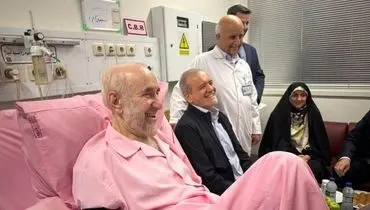 رنگ لباس سید محمد خاتمی در بیمارستان حاشیه ساز شد+ فیلم 