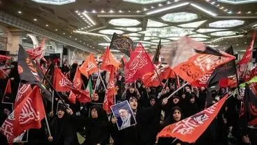 فرزندان سردار سلیمانی و دختر سردار سلامی در چهلم رهبر شهید