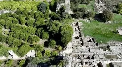 کشف شگفت‌انگیز؛ معبد گمشده زئوس زیر باغ پرتقال پیدا شد + عکس
