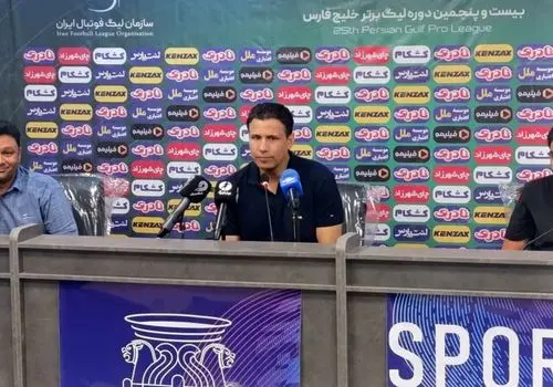 سرمربی گل‌گهر: کمک داور ویدیویی به ضرر تیم ما تصمیم گرفت