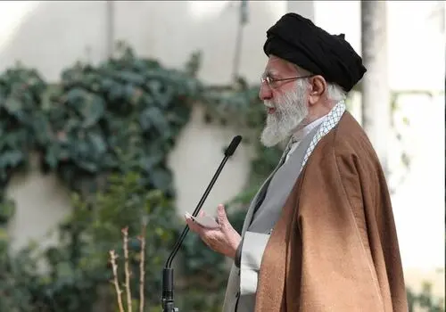حضرت آیت‌الله خامنه‌ای: امیدوارم رئیس‌جمهور اجرای خواسته‌های بزرگ را مژده بدهند
