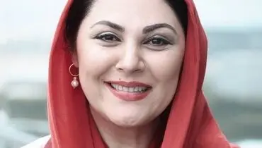 لاله اسکندری با مجسمه خاص خود سال نو را تبریک گفت 