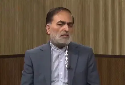 عابدینی: سپاه با پدافند بومی هواگردهای آمریکا را شکار و غنیمت گرفت