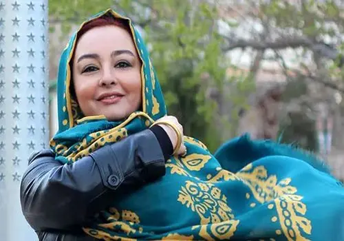 ماهایا پطروسیان ۱۴ ساله در سفر خانوادگی به مشهد