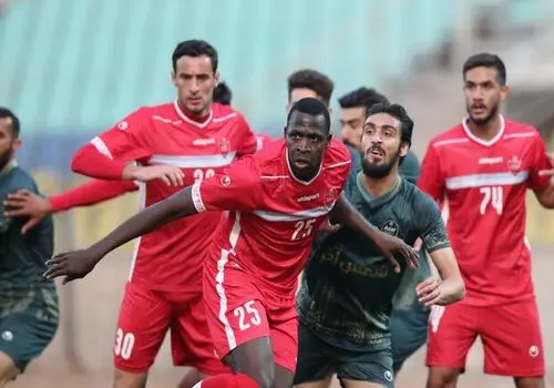 گزارش زنده: پرسپولیس یک - سپاهان صفر + حواشی و گل ها