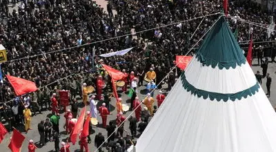 نگاهی به آیین‌های سوگواری عاشورا در ایران: هر شهر یک روایت از کربلا