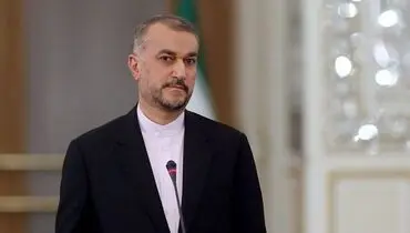 تصویری از دختر امام خمینی در مراسم تشییع پیکر امیرعبداللهیان