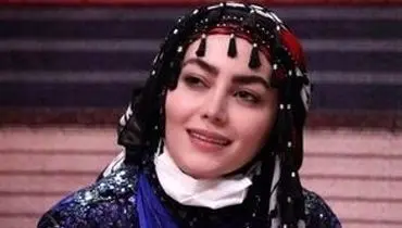 روژانِ «نون خ» با یک لباس مجلسی جلب‌توجه کرد