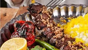 طرز تهیه کباب چنجه با آب انار؛ طعمی متفاوت و بی‌نظیر
