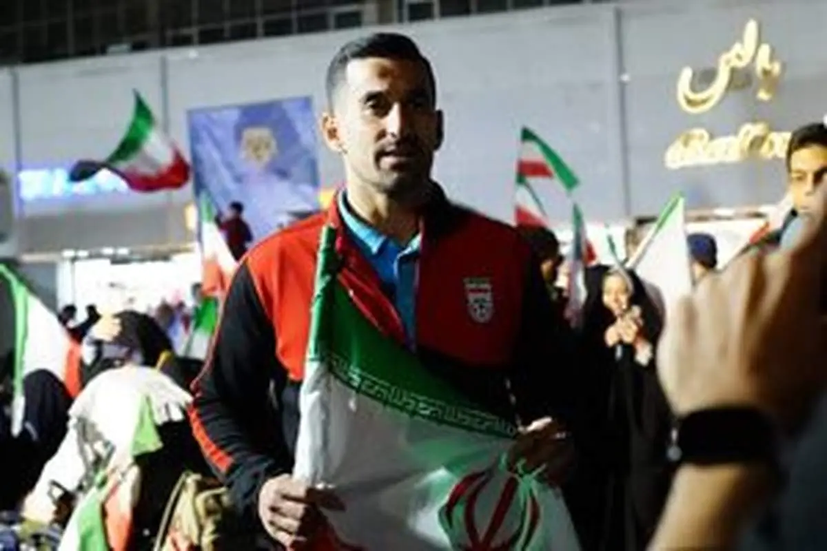 تمجید از نیروهای مسلح به سبک حاج‌صفی