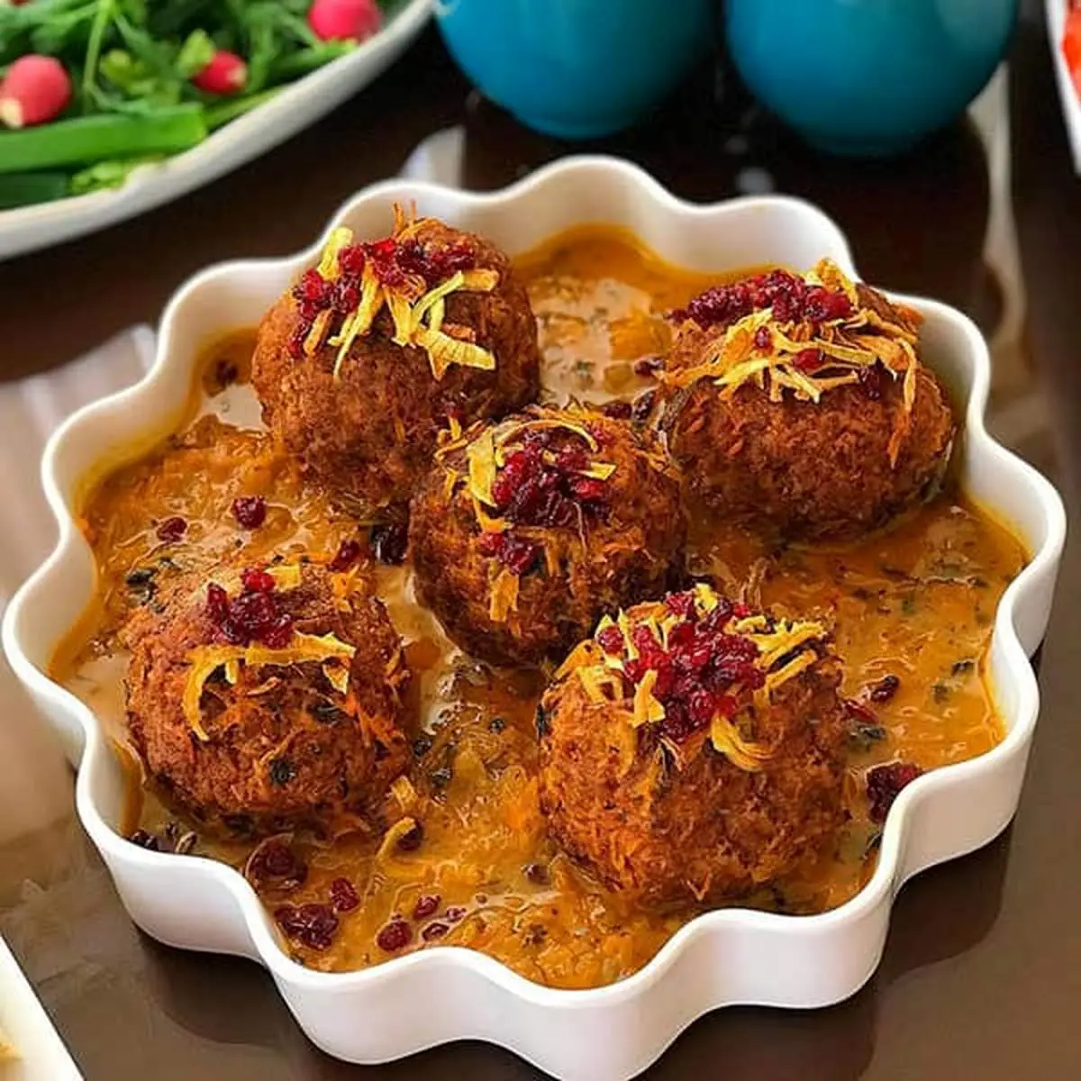 طرز تهیه کوفته هلو خوشمزه و مخصوص به روش اصل شیرازی