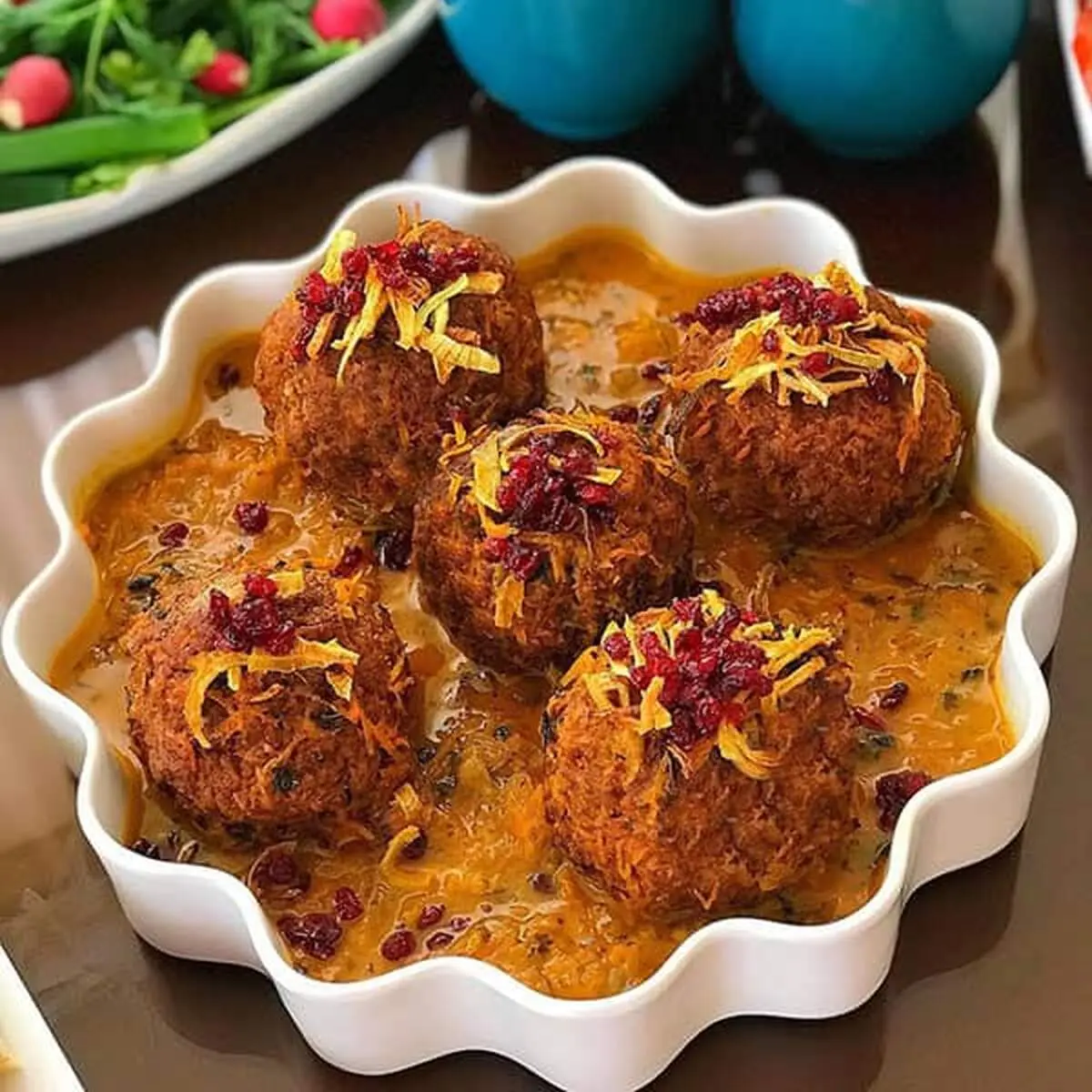 طرز تهیه کوفته هلو خوشمزه و مخصوص به روش اصل شیرازی
