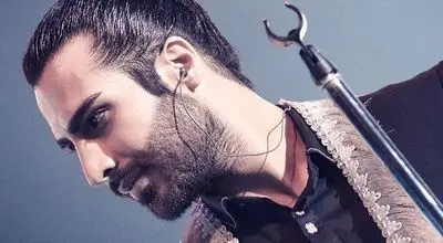 رونمایی رهام هادیان، خوانند گروه ماکان بند از حیوان عجیب خانگی