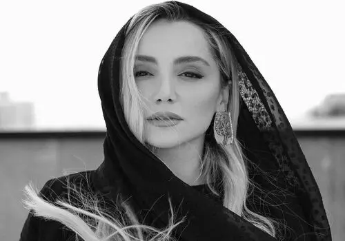قاب دونفره مریم کاویانی و نازنین بیاتی جلب توجه کرد