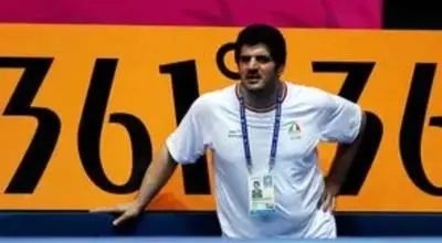 حمله عجیب به رسول خادم در ویژه برنامه عید تلویزیون/ویدیو 