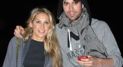 اولین قاب خانوادگی پس از سال ها سکوت؛ انریکه ایگلسیاس و آنا همه را شوکه کردند+عکس