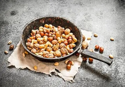 آجیل عید گرانتر از طلا