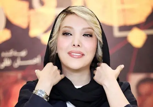 تصاویری از شهاب حسینی و لاله مرزبان در سریال آبان