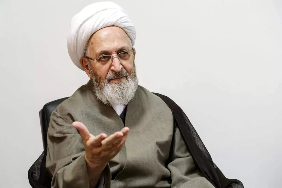 مخالفت عجیب یک مرجع تقلید درباره تعطیلی شنبهها