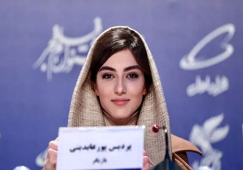 عکس زیبا و جذاب خانم بازیگر سریال آقازاده