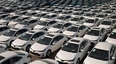 بازار خودرو در وضعیت نوسانی؛ کوییک و ساینا بدون تغییر قیمت باقی ماندند

