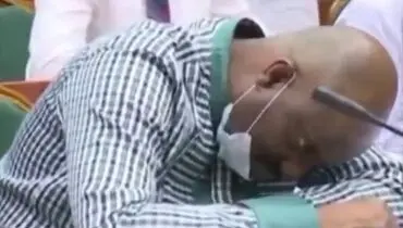 غش کردن یک مقام دولتی بخاطر کمبود بودجه کشور!+ فیلم