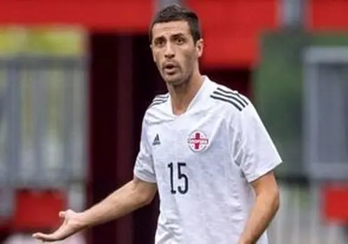 حمله لژیونر پرسپولیسی به سرمربی پرسپولیس