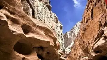 هنر طبیعت در قشم؛ تنگه چاکاویر و سنگ‌نگاره‌های باد و آب